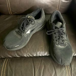 Men’s Brooks Adrenaline 21